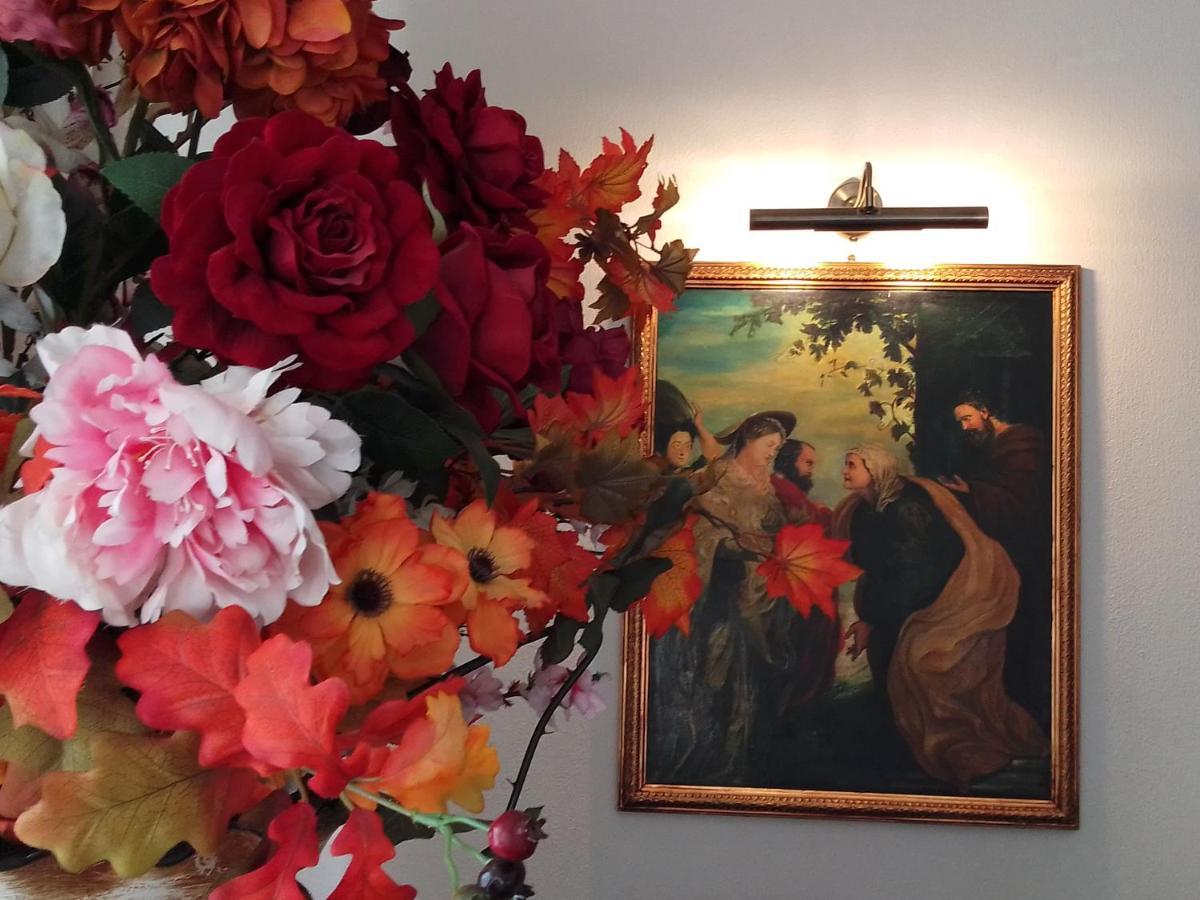Casa Maria Roses Hotel Rîşnov Buitenkant foto